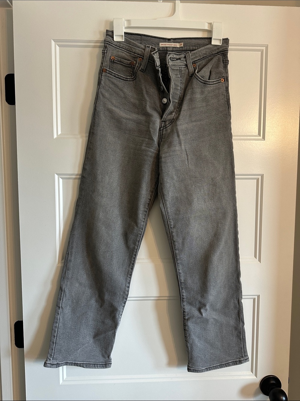 Levi's Viral Ribcage Straight Ankle Gray Jeans